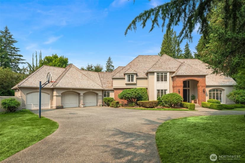 Property photo for 13905 212th Drive Ne, Woodinville photo 40