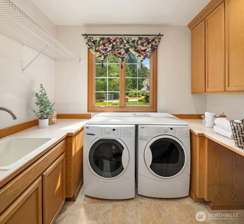 Property photo for 13905 212th Drive Ne, Woodinville photo 33