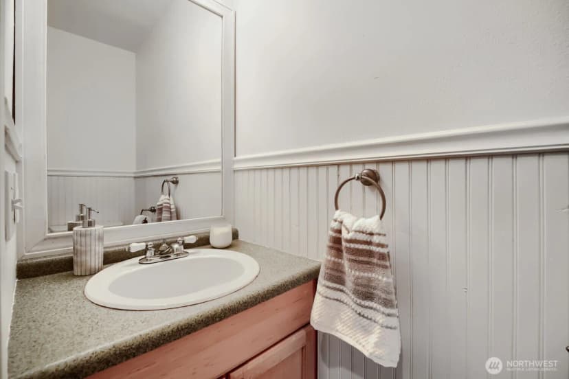 Property photo for 115 W Galer Street #304, Seattle photo 8