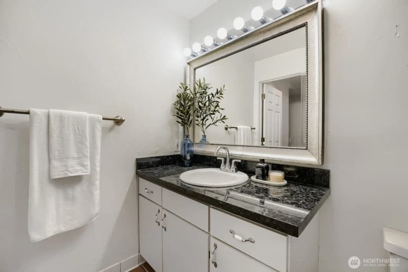 Property photo for 115 W Galer Street #304, Seattle photo 12