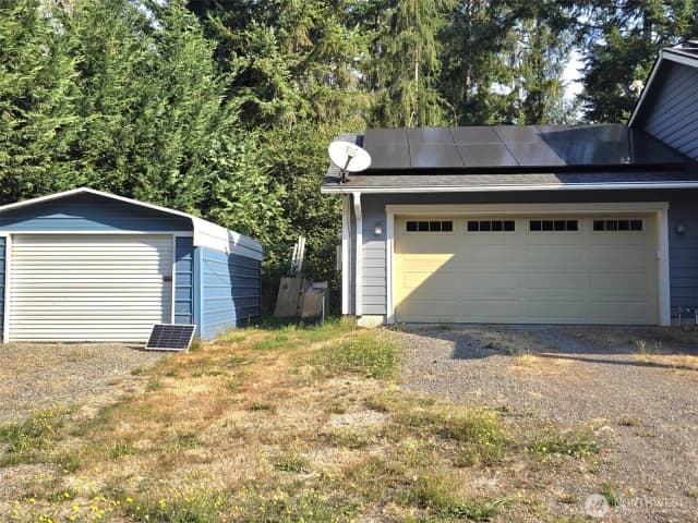 Property photo for 714 Tipsoo Loop S, Rainier photo 4