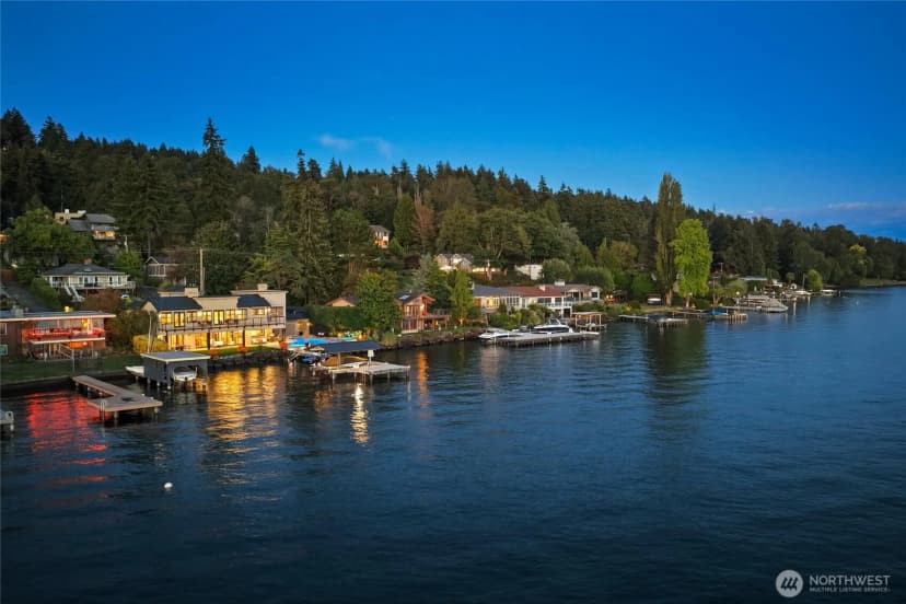 Property photo for 12705 Holmes Point Drive Ne, Kirkland photo 40