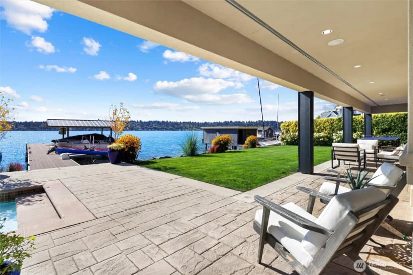 Property photo for 12705 Holmes Point Drive Ne, Kirkland photo 31