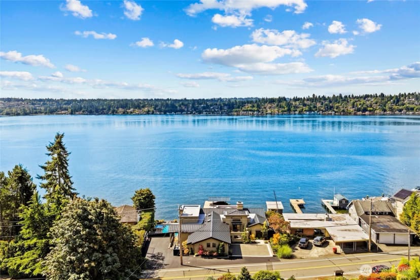 Property photo for 12705 Holmes Point Drive Ne, Kirkland photo 38