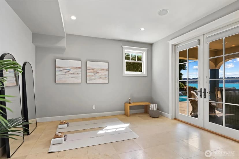 Property photo for 12705 Holmes Point Drive Ne, Kirkland photo 27