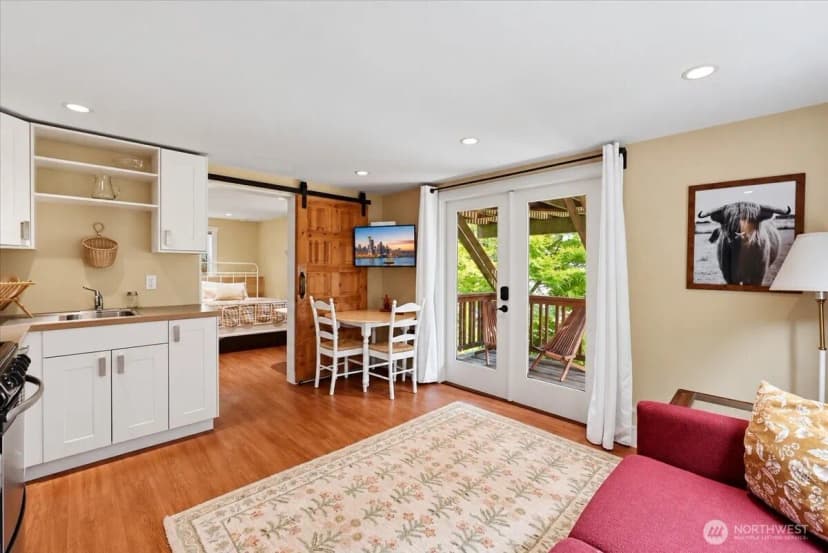 Property photo for 1828 Ne Ravenna Boulevard, Seattle photo 24