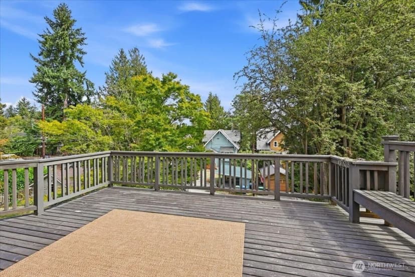 Property photo for 1828 Ne Ravenna Boulevard, Seattle photo 15