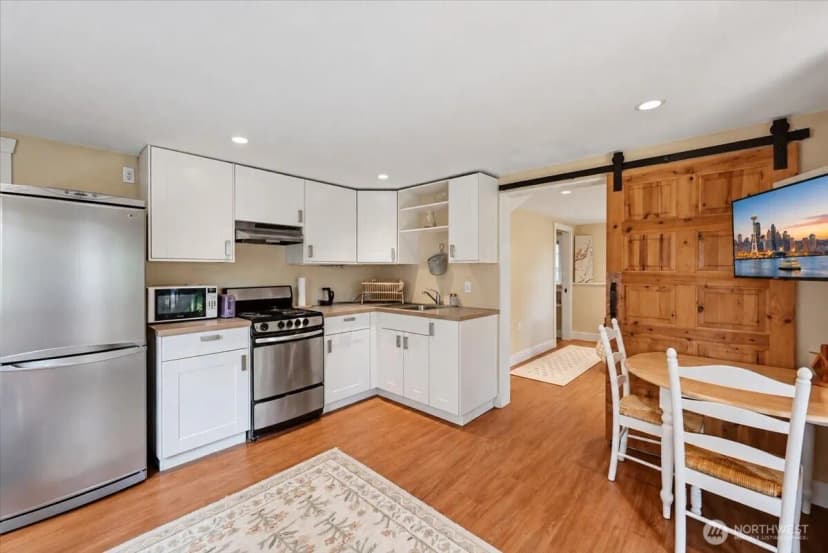 Property photo for 1828 Ne Ravenna Boulevard, Seattle photo 26