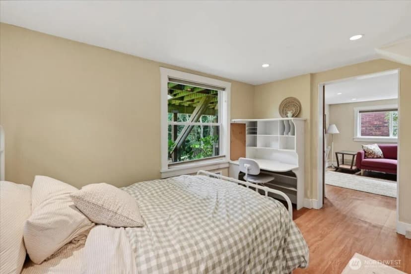 Property photo for 1828 Ne Ravenna Boulevard, Seattle photo 28