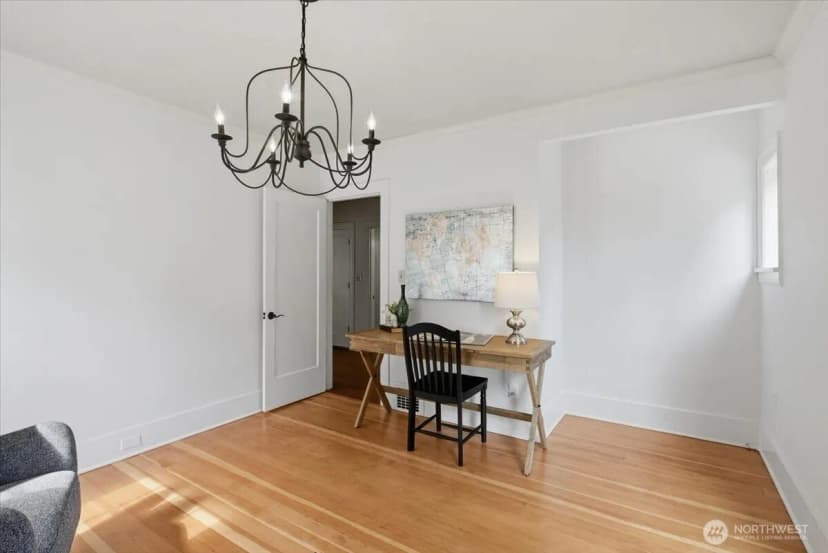 Property photo for 1828 Ne Ravenna Boulevard, Seattle photo 14