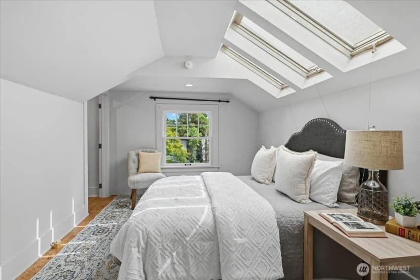 Property photo for 1828 Ne Ravenna Boulevard, Seattle photo 16