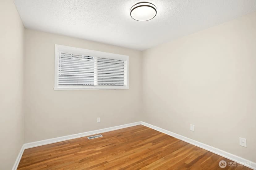 Property photo for 7226 33rd Avenue S, Seattle photo 12