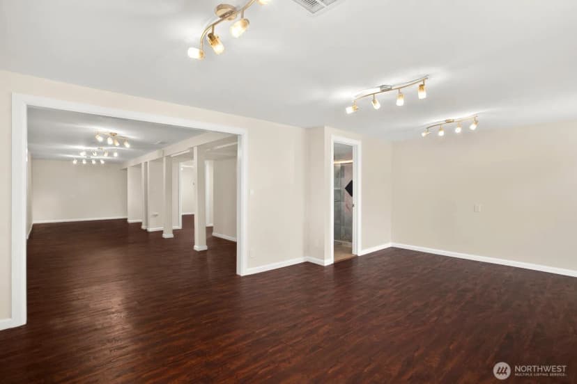 Property photo for 7226 33rd Avenue S, Seattle photo 16