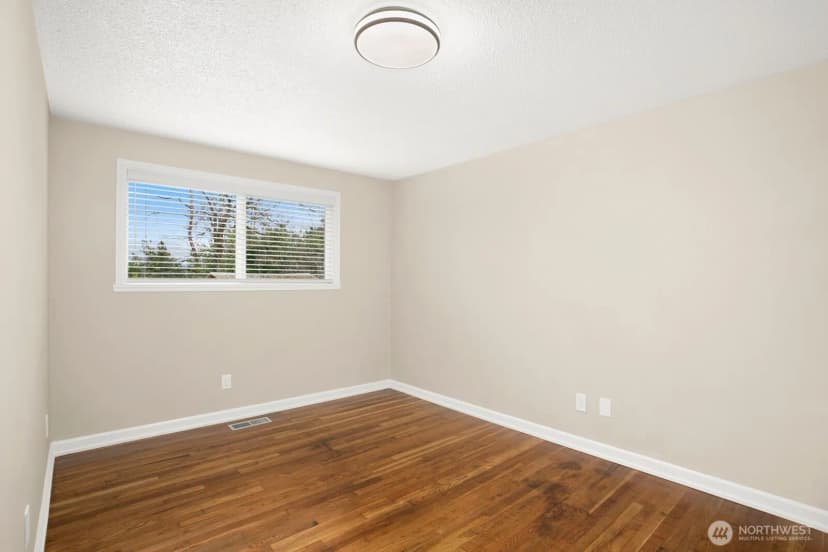 Property photo for 7226 33rd Avenue S, Seattle photo 11