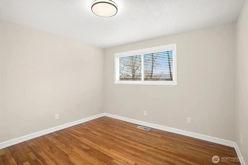 Property photo for 7226 33rd Avenue S, Seattle photo 10