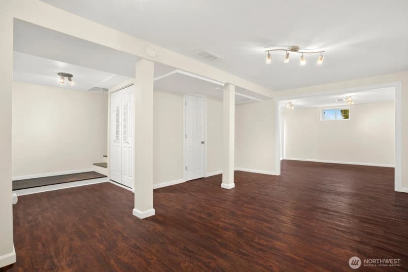 Property photo for 7226 33rd Avenue S, Seattle photo 15
