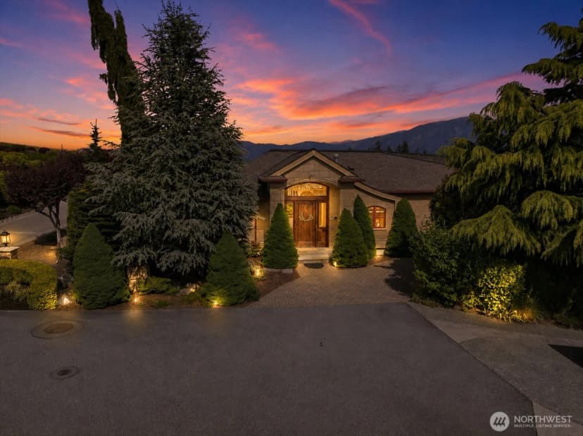 Property photo for 36315 Se Saint Andrews Lane, Snoqualmie