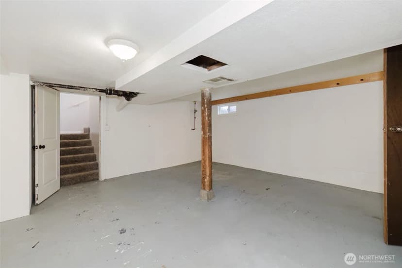 Property photo for 1141 West Avenue, Port Orchard photo 29