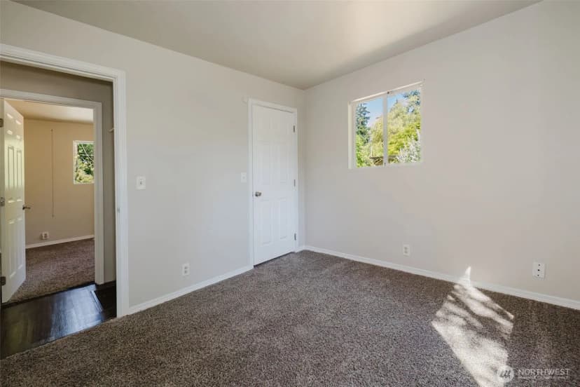 Property photo for 1141 West Avenue, Port Orchard photo 19