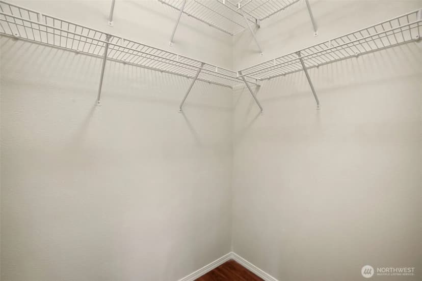Property photo for 12530 Admiralty Way #k102, Everett photo 22