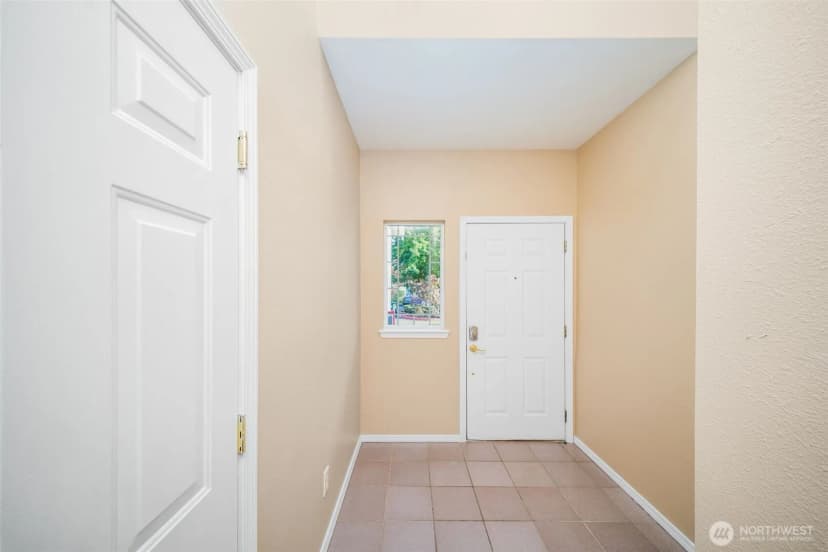 Property photo for 6948 47th Lane Se #c, Olympia photo 4