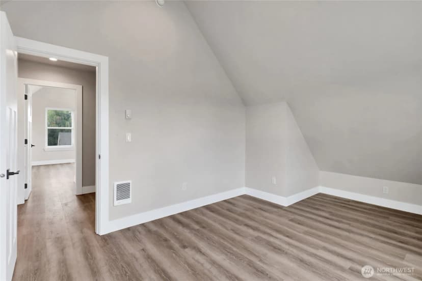 Property photo for 506 Alabama Street, Bellingham photo 38