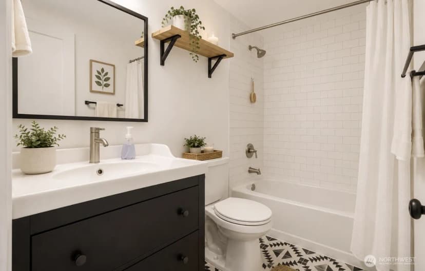 Property photo for 22213 6th Avenue S #203, Des Moines photo 13