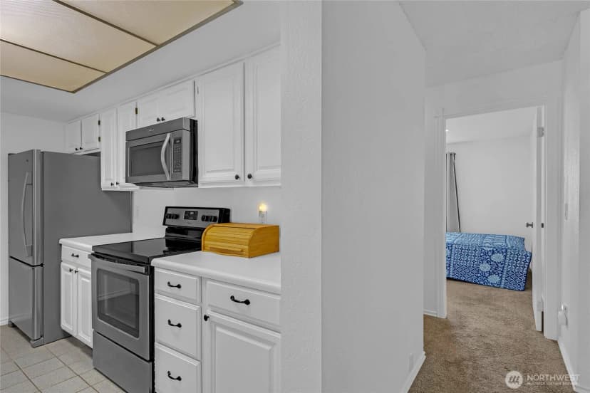 Property photo for 22213 6th Avenue S #203, Des Moines photo 18
