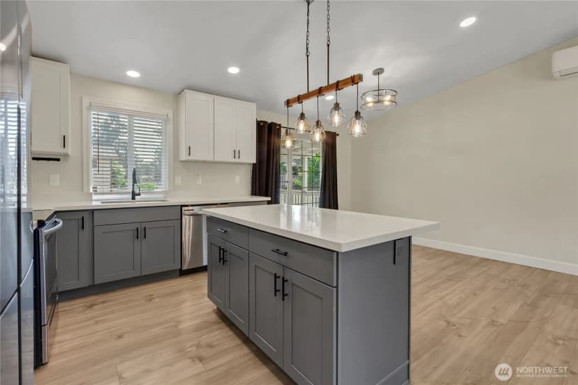 Property photo for 902 194th Street E, Spanaway photo 9