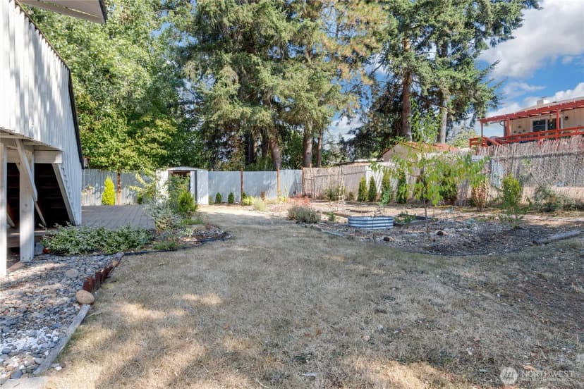 Property photo for 902 194th Street E, Spanaway photo 25
