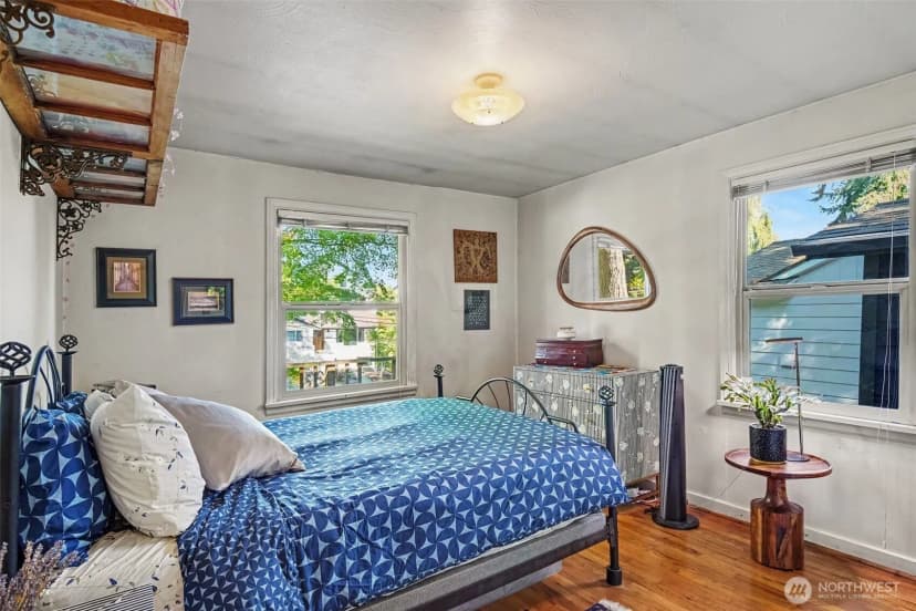 Property photo for 4320 31st Avenue W, Seattle photo 15