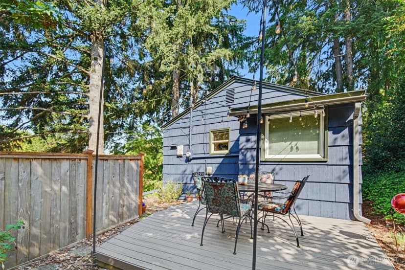 Property photo for 4320 31st Avenue W, Seattle photo 18