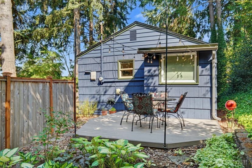 Property photo for 4320 31st Avenue W, Seattle photo 19
