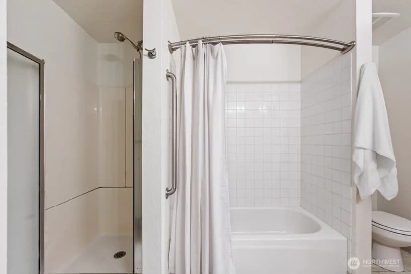 Property photo for 136 Summit Avenue N #b8, Kent photo 17