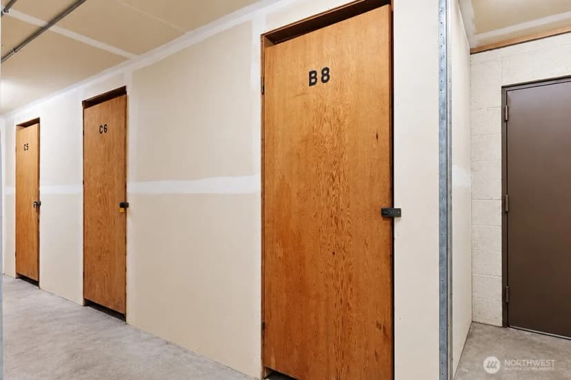 Property photo for 136 Summit Avenue N #b8, Kent photo 22