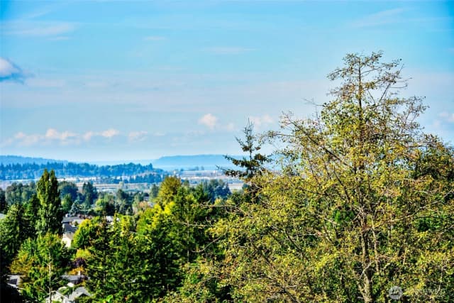 Property photo for 7500 76th Place Ne, Marysville photo 2