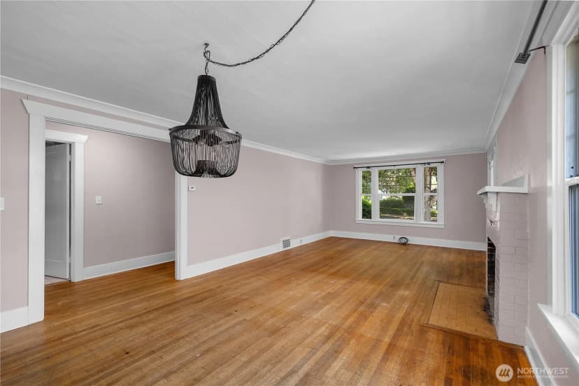Property photo for 1612 Capitol Way S, Olympia photo 5