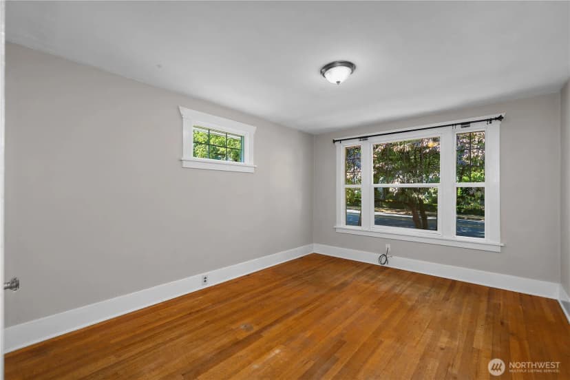 Property photo for 1612 Capitol Way S, Olympia photo 11