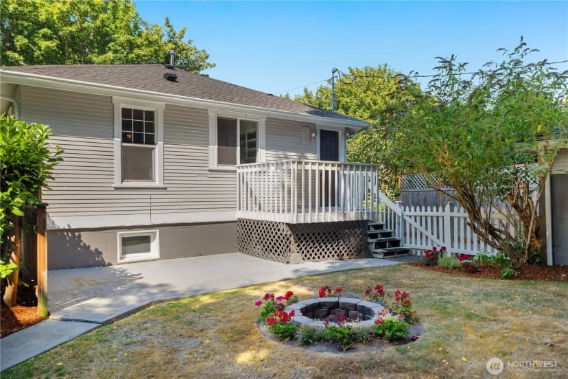 Property photo for 1612 Capitol Way S, Olympia photo 30