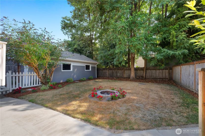 Property photo for 1612 Capitol Way S, Olympia photo 28
