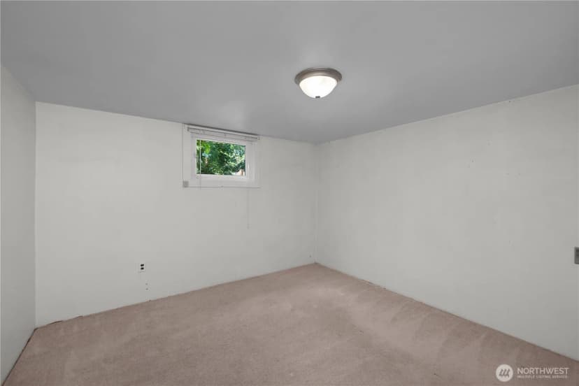 Property photo for 1612 Capitol Way S, Olympia photo 24