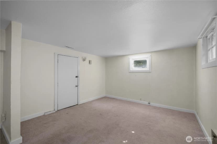 Property photo for 1612 Capitol Way S, Olympia photo 19