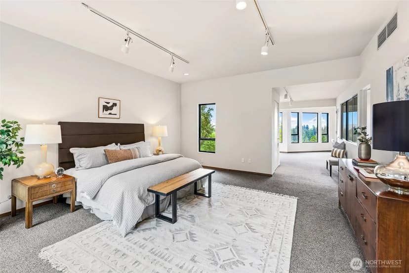 Property photo for 1259 23rd Avenue E, Seattle photo 15