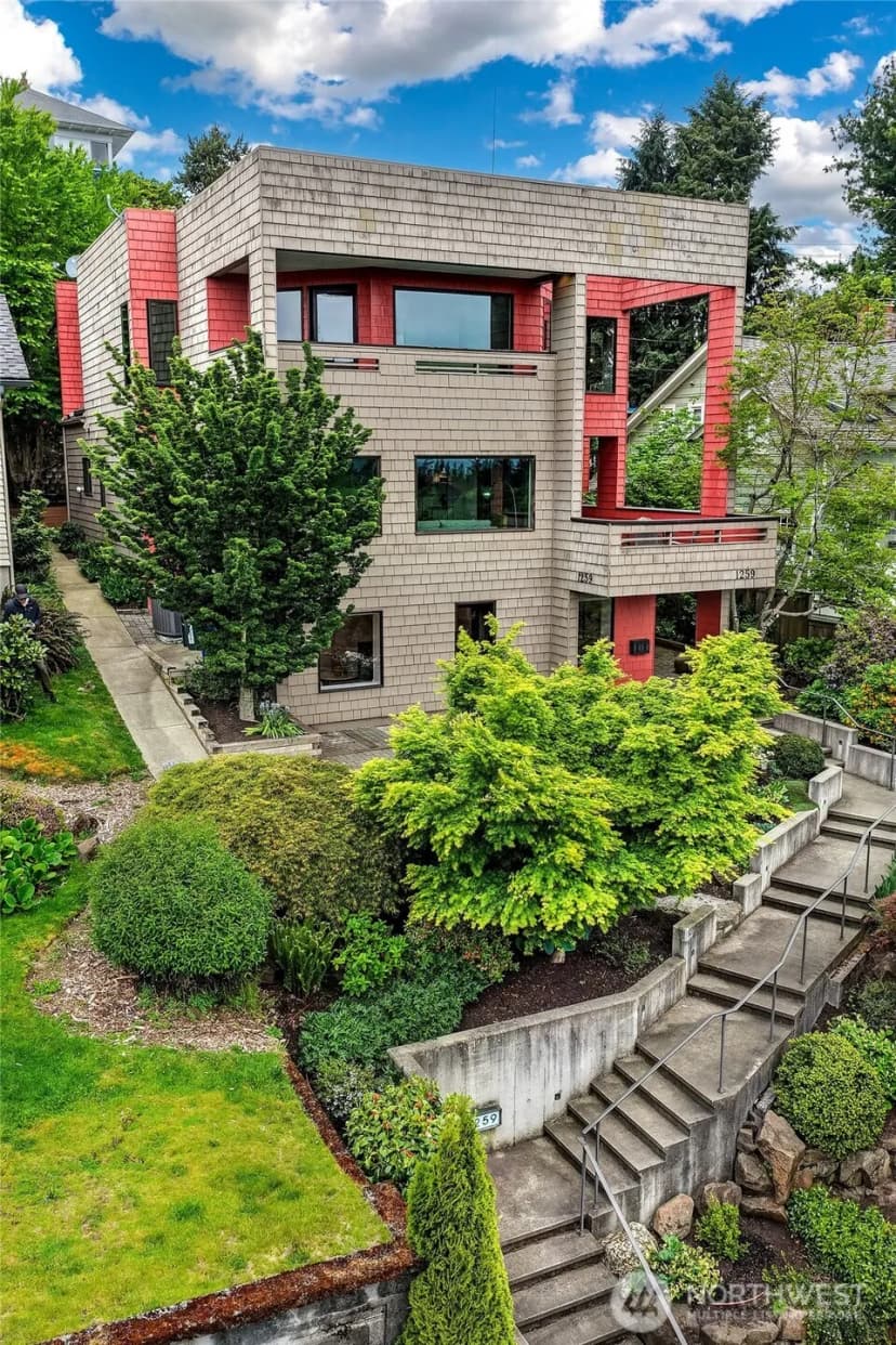Property photo for 1259 23rd Avenue E, Seattle photo 33
