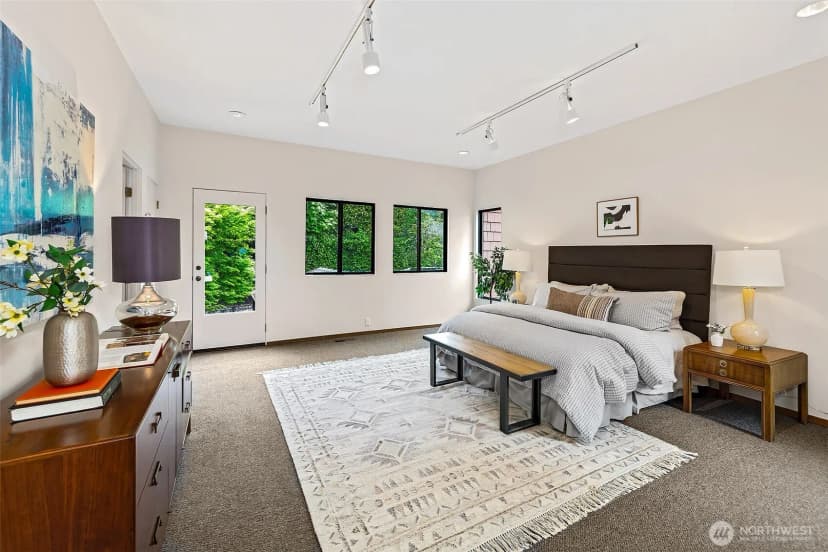 Property photo for 1259 23rd Avenue E, Seattle photo 16