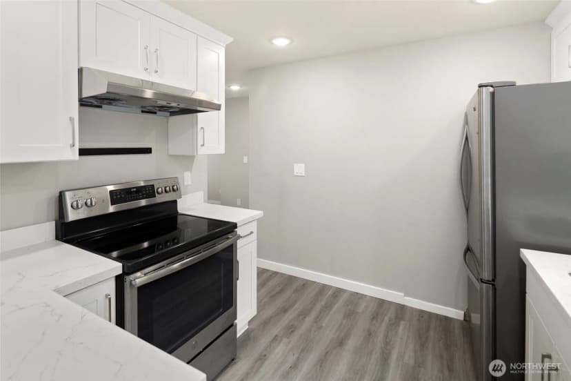 Property photo for 3055 80th Avenue Se #107, Mercer Island photo 10