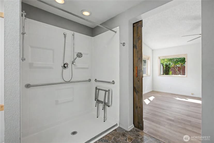 Property photo for 716 Dennis Street Se #43, Tumwater photo 24