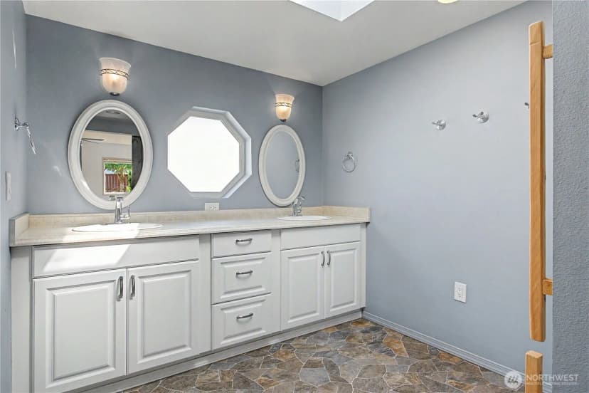 Property photo for 716 Dennis Street Se #43, Tumwater photo 23