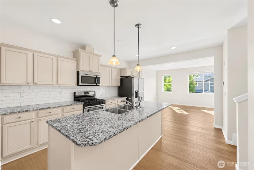 Property photo for 10715 Ross Road #c, Bothell photo 9