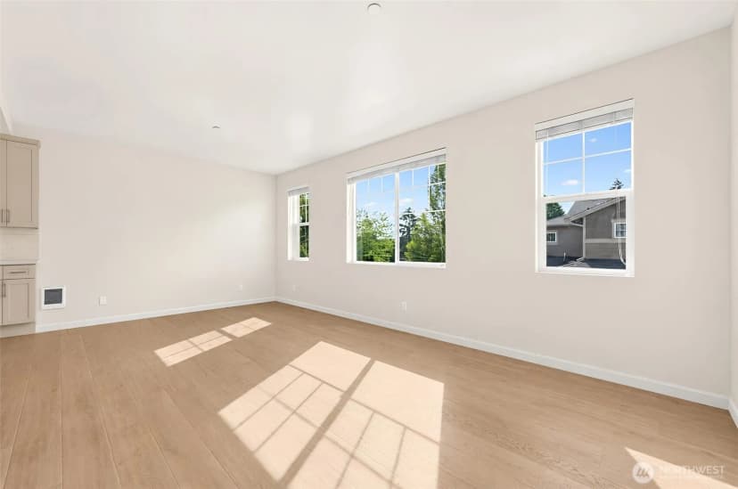 Property photo for 10715 Ross Road #c, Bothell photo 14